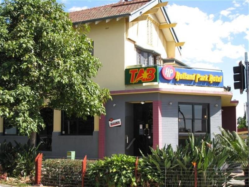 55 Barter Avenue, Holland Park QLD 4121