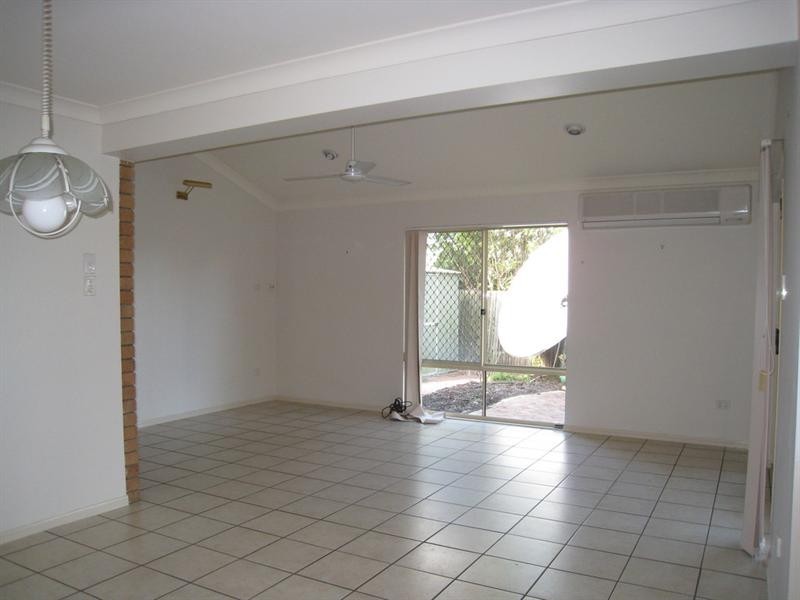 92 Nardie Street, Eight Mile Plains QLD 4113