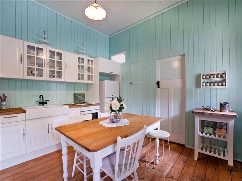 51 Raff Avenue, Holland Park QLD 4121