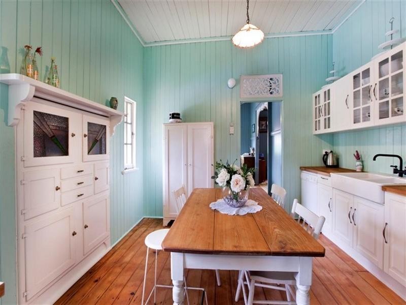 51 Raff Avenue, Holland Park QLD 4121