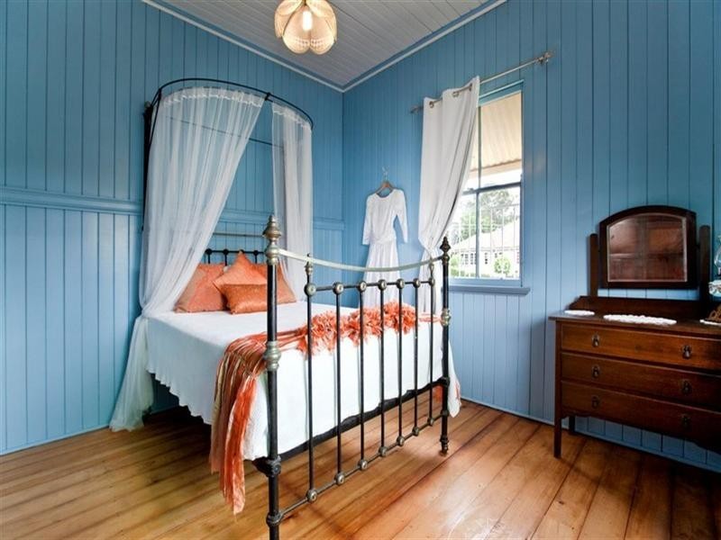 51 Raff Avenue, Holland Park QLD 4121