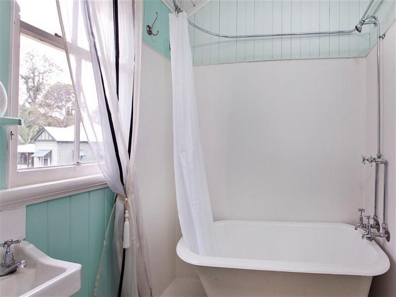 51 Raff Avenue, Holland Park QLD 4121