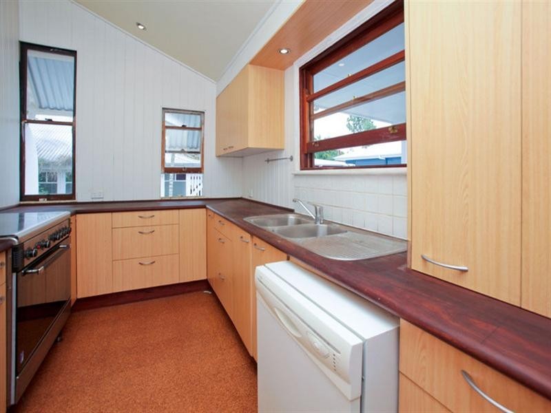 15 Taylor Street, Woolloongabba QLD 4102