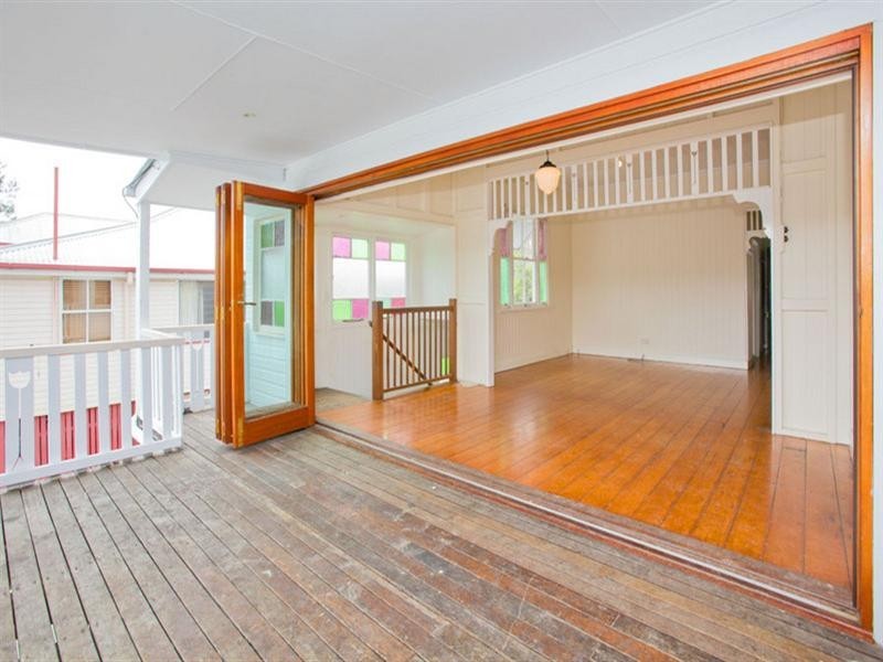 15 Taylor Street, Woolloongabba QLD 4102