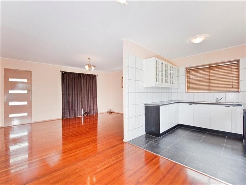 10 Dallin Street, Wishart QLD 4122