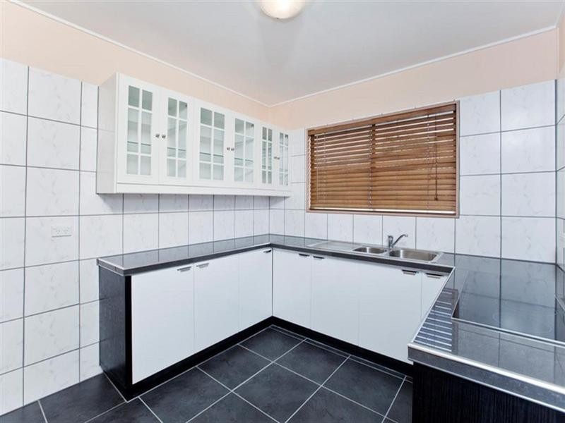 10 Dallin Street, Wishart QLD 4122