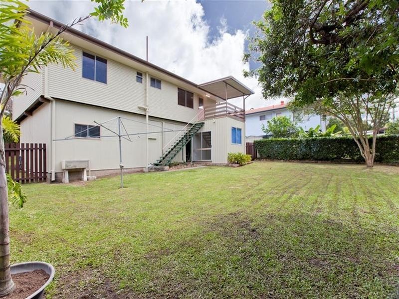 10 Dallin Street, Wishart QLD 4122