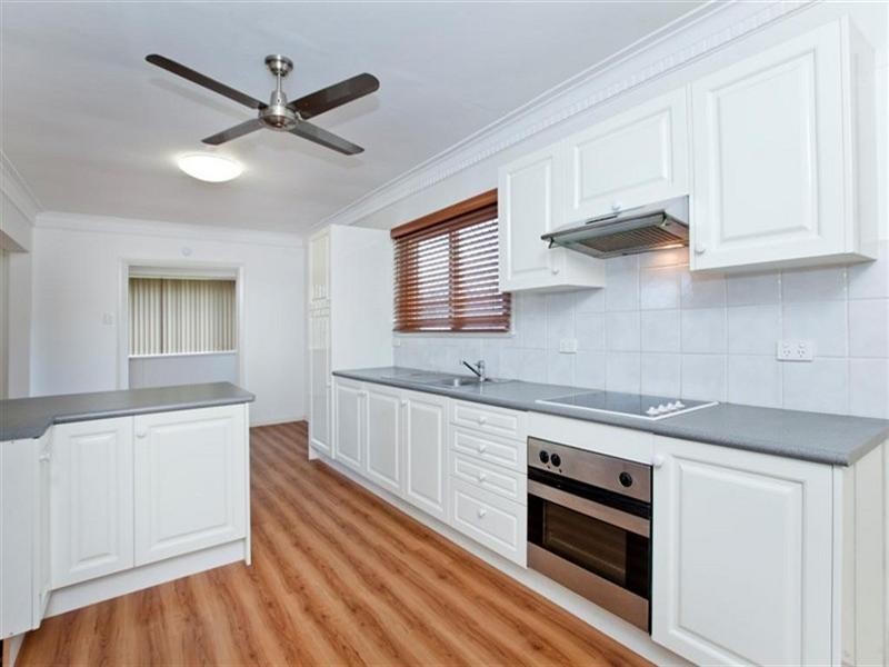 115 Esher Street, Holland Park West QLD 4121