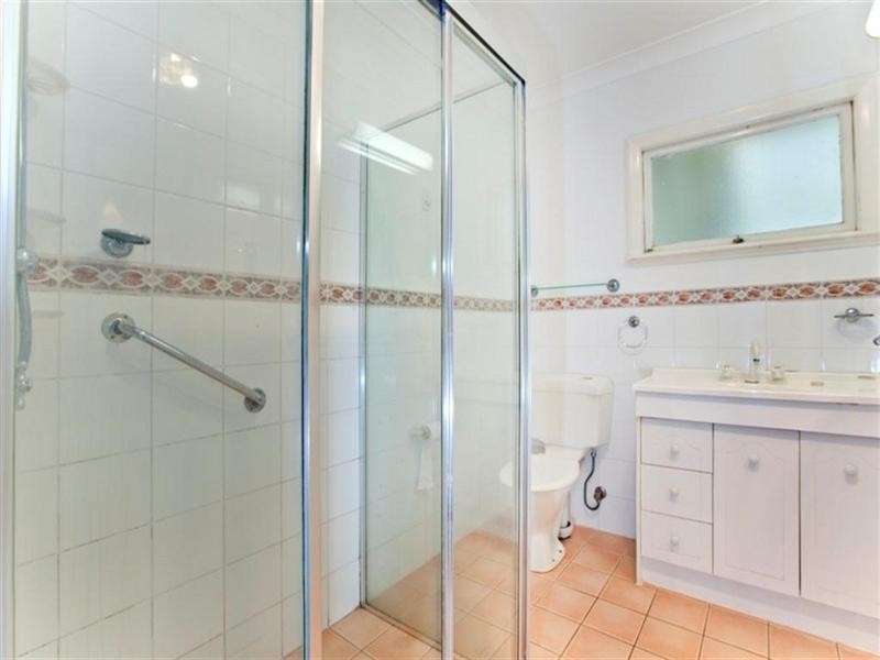 115 Esher Street, Holland Park West QLD 4121