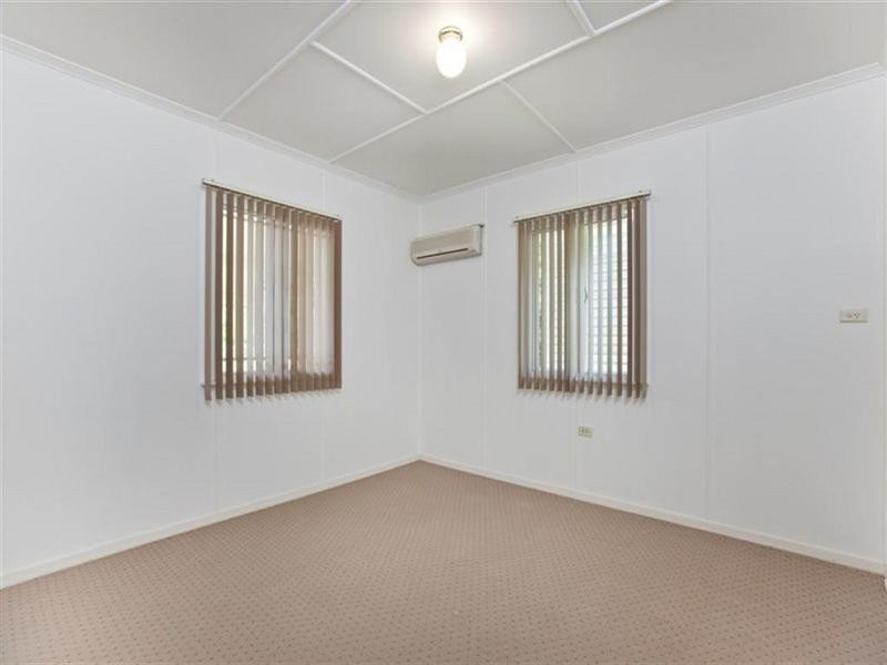 115 Esher Street, Holland Park West QLD 4121