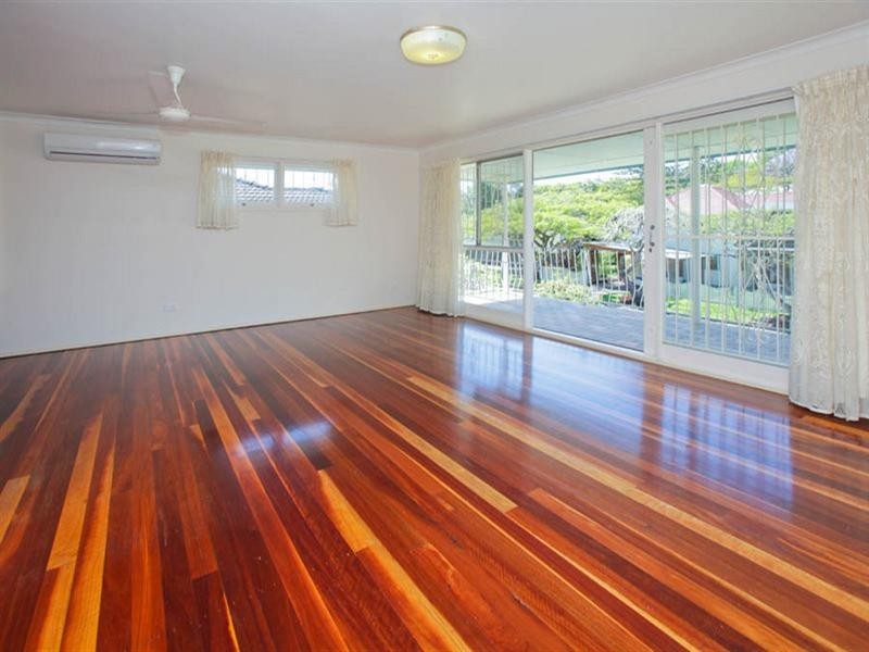 31 Latimer Street, Holland Park QLD 4121