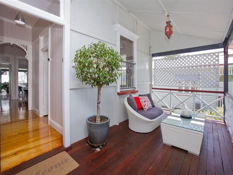 17A Marian Street, Coorparoo QLD 4151