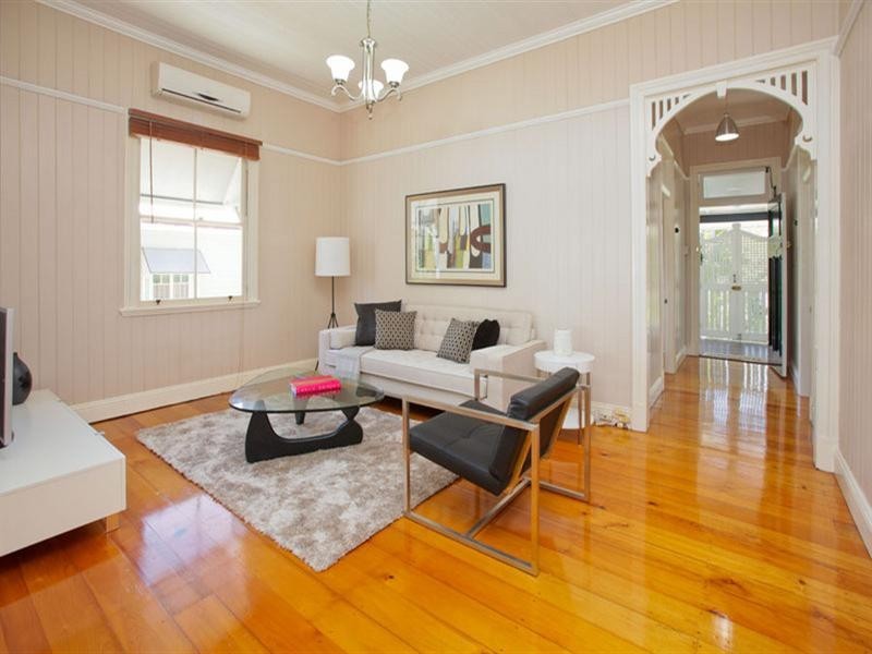 17A Marian Street, Coorparoo QLD 4151