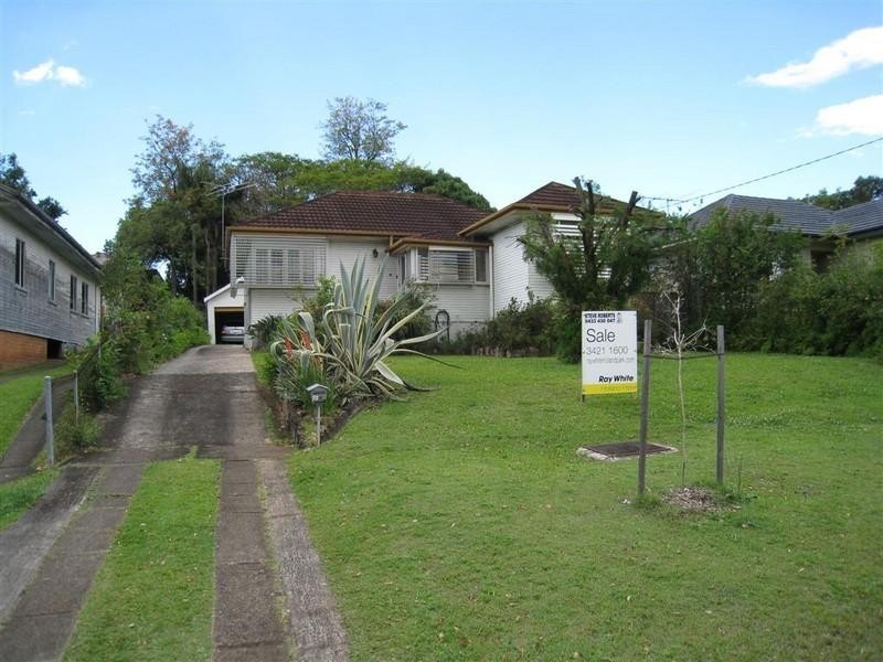18 Troubridge Street, Mount Gravatt East QLD 4122
