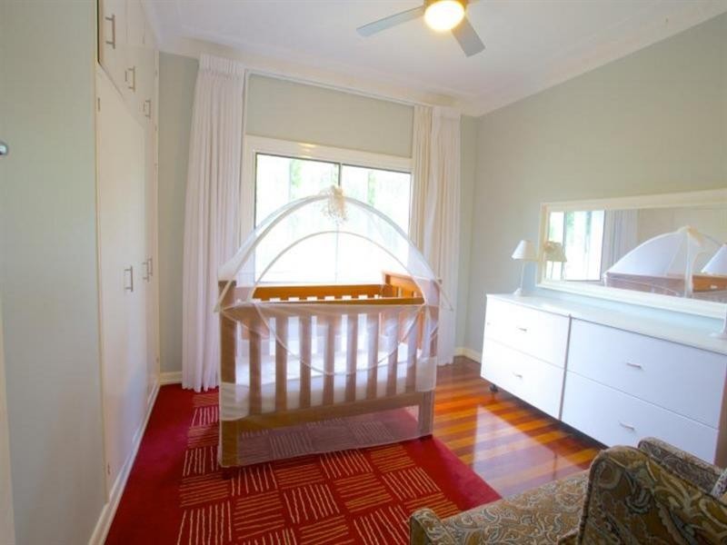 31 Paxton Street, Holland Park QLD 4121