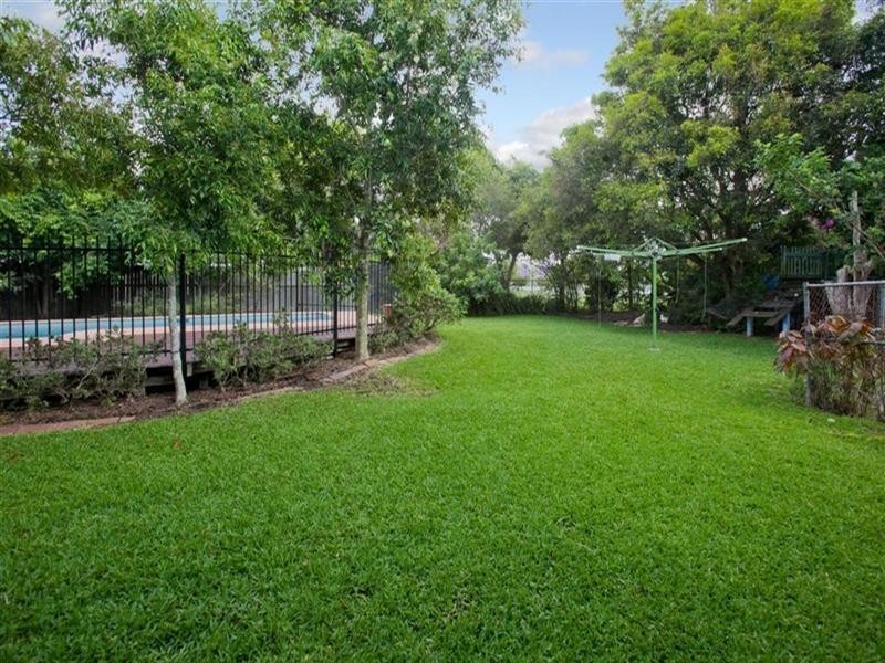 23 Trundle Street, Coorparoo QLD 4151