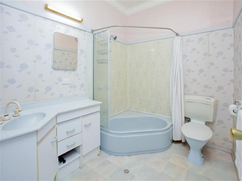 23 Trundle Street, Coorparoo QLD 4151