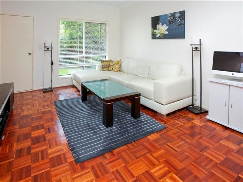 22 Hillside Crescent, Seven Hills QLD 4170