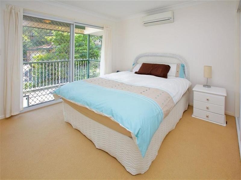 22 Hillside Crescent, Seven Hills QLD 4170