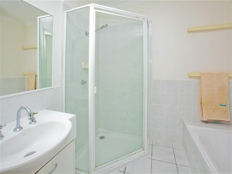 22 Hillside Crescent, Seven Hills QLD 4170