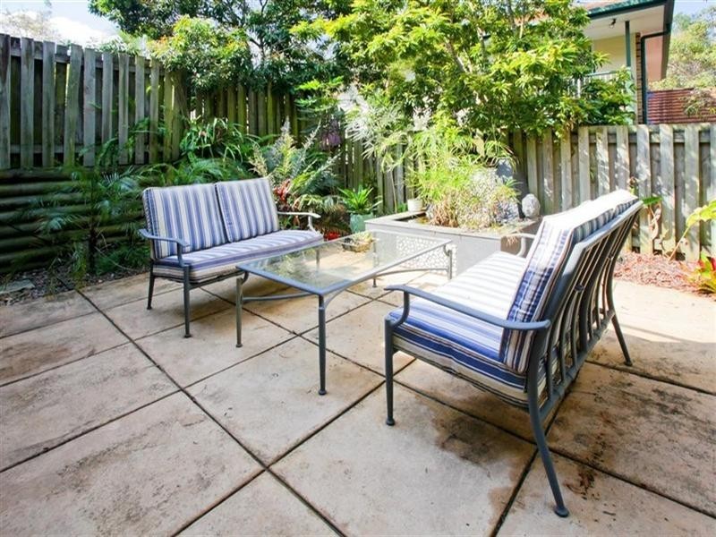 22 Hillside Crescent, Seven Hills QLD 4170