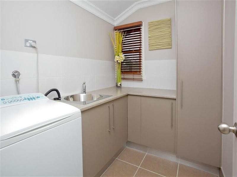 29 Glindemann Drive, Holland Park QLD 4121