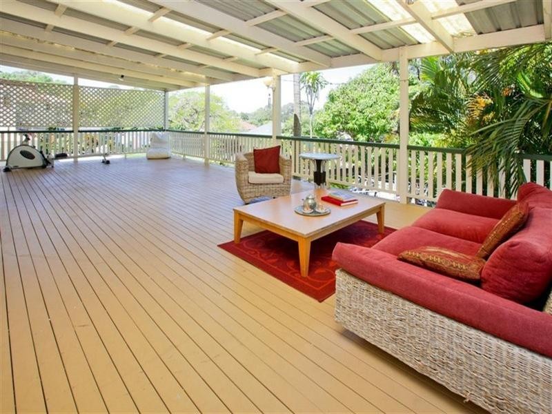 33 Balcha Street, Holland Park QLD 4121