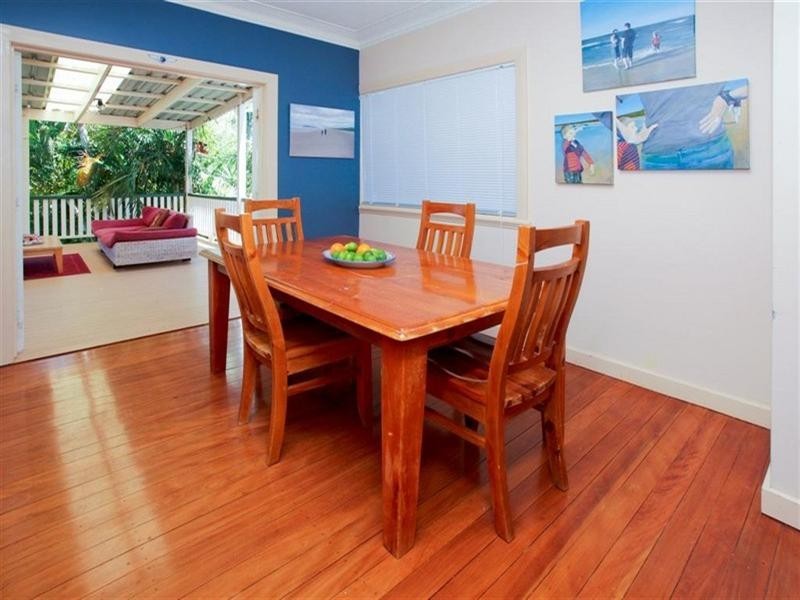 33 Balcha Street, Holland Park QLD 4121