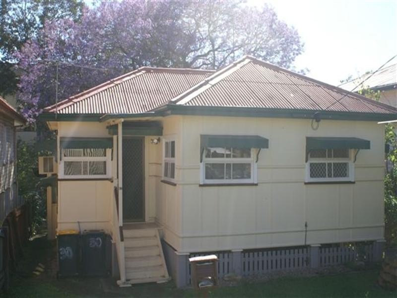 30 Miriam Street, Holland Park West QLD 4121