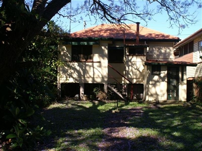 30 Miriam Street, Holland Park West QLD 4121