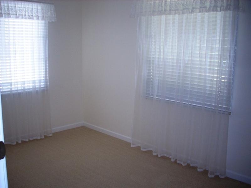 2 Harbut Street, Holland Park West QLD 4121