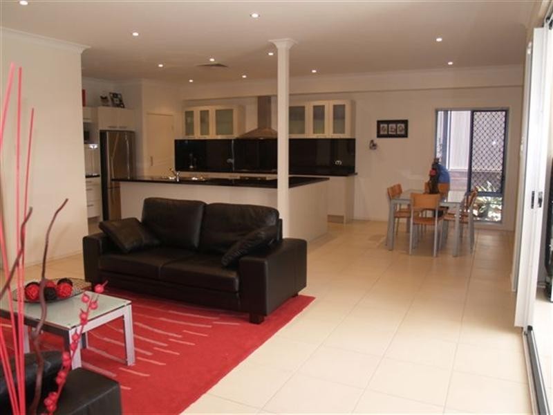 34 Giordano Place, Belmont QLD 4153