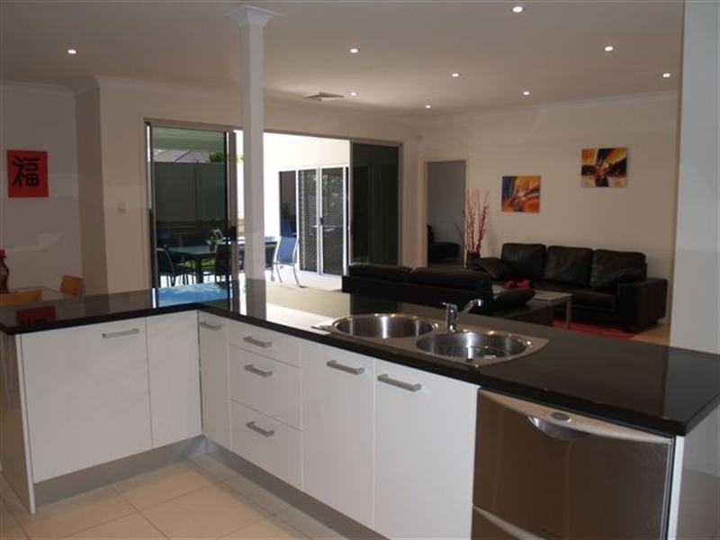 34 Giordano Place, Belmont QLD 4153