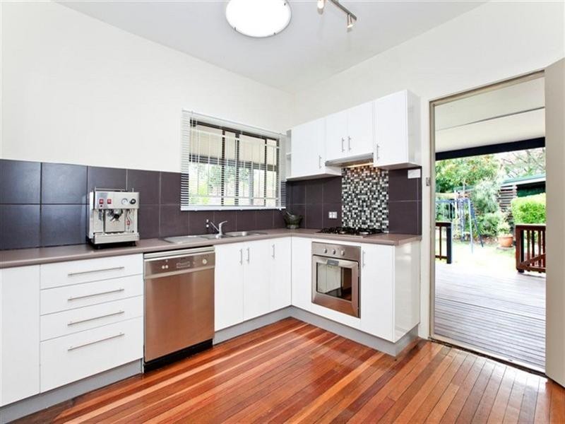 20 Troubridge Street, Mount Gravatt East QLD 4122