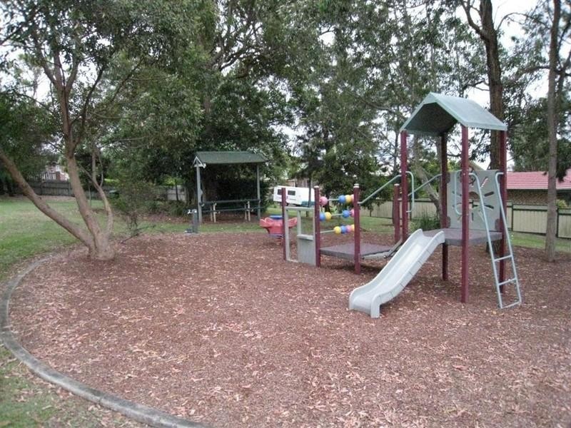 34 Eversholt Street, Belmont QLD 4153