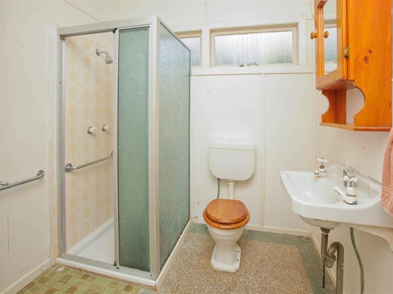 24 Corn Street, Holland Park West QLD 4121