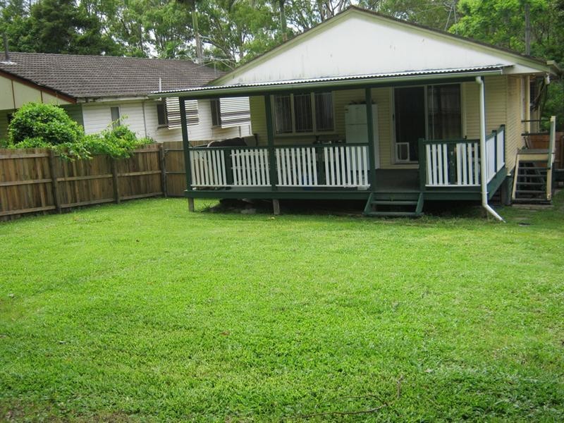 68 Nursery Road, Holland Park West QLD 4121