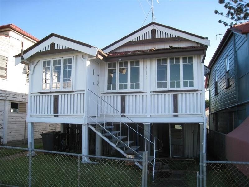 109 Old Cleveland Road, Greenslopes QLD 4120