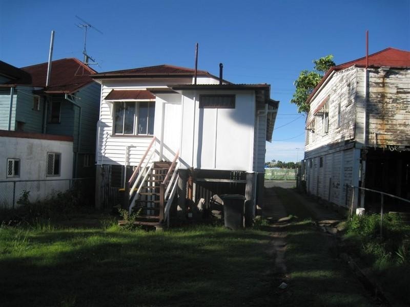 109 Old Cleveland Road, Greenslopes QLD 4120