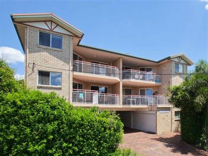 8/20 Swain Street, Holland Park West QLD 4121