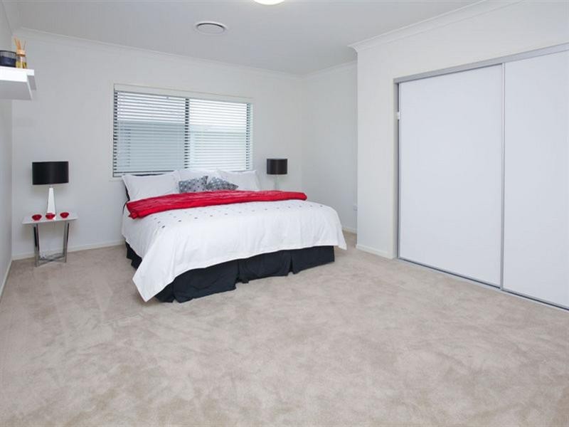 46 Feathertail Place, Wakerley QLD 4154