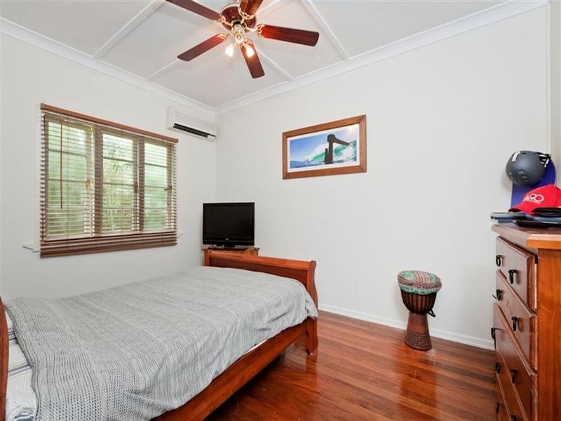 7 Eric Road, Holland Park QLD 4121