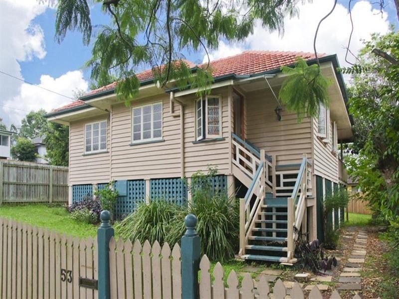 53 Barter Avenue, Holland Park QLD 4121