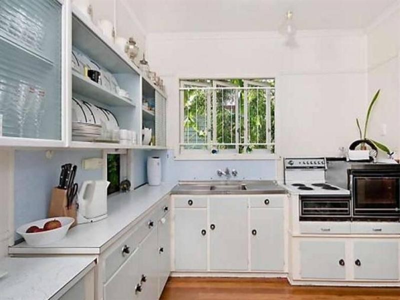 16 Trundle Street, Coorparoo QLD 4151