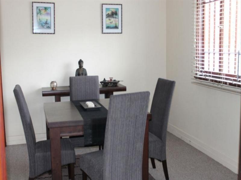 64 Pear Street, Greenslopes QLD 4120