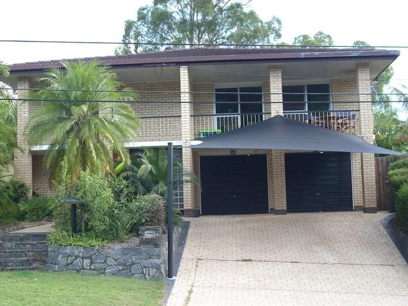 11 Algona Street, Holland Park West QLD 4121