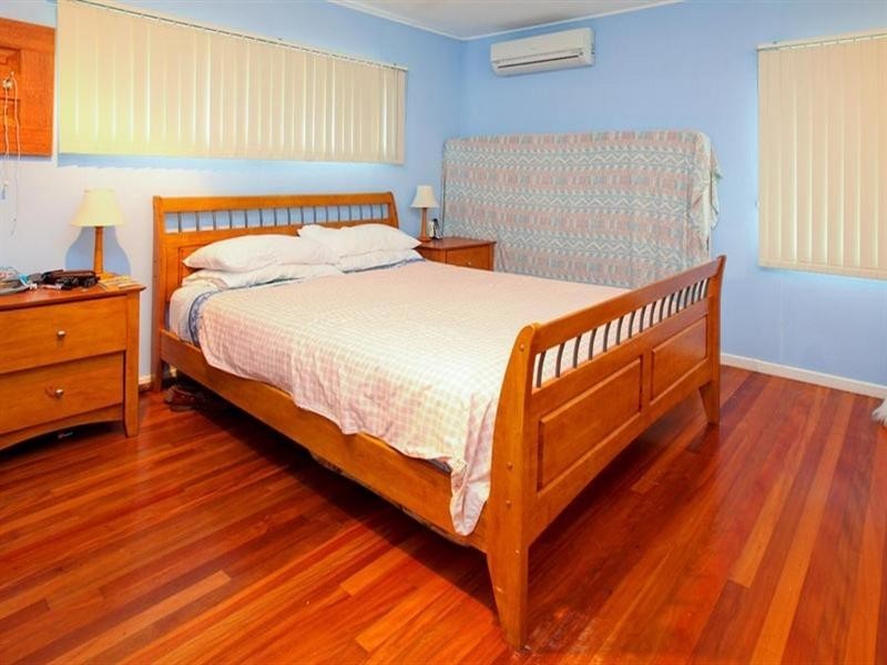 137 Victor Street, Holland Park QLD 4121