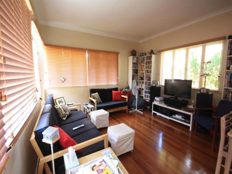 19 Arunta Street, Tarragindi QLD 4121