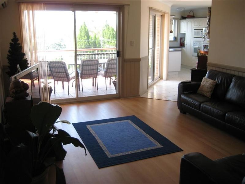 8/20 Swain Street, Holland Park West QLD 4121