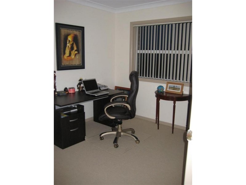 8/20 Swain Street, Holland Park West QLD 4121